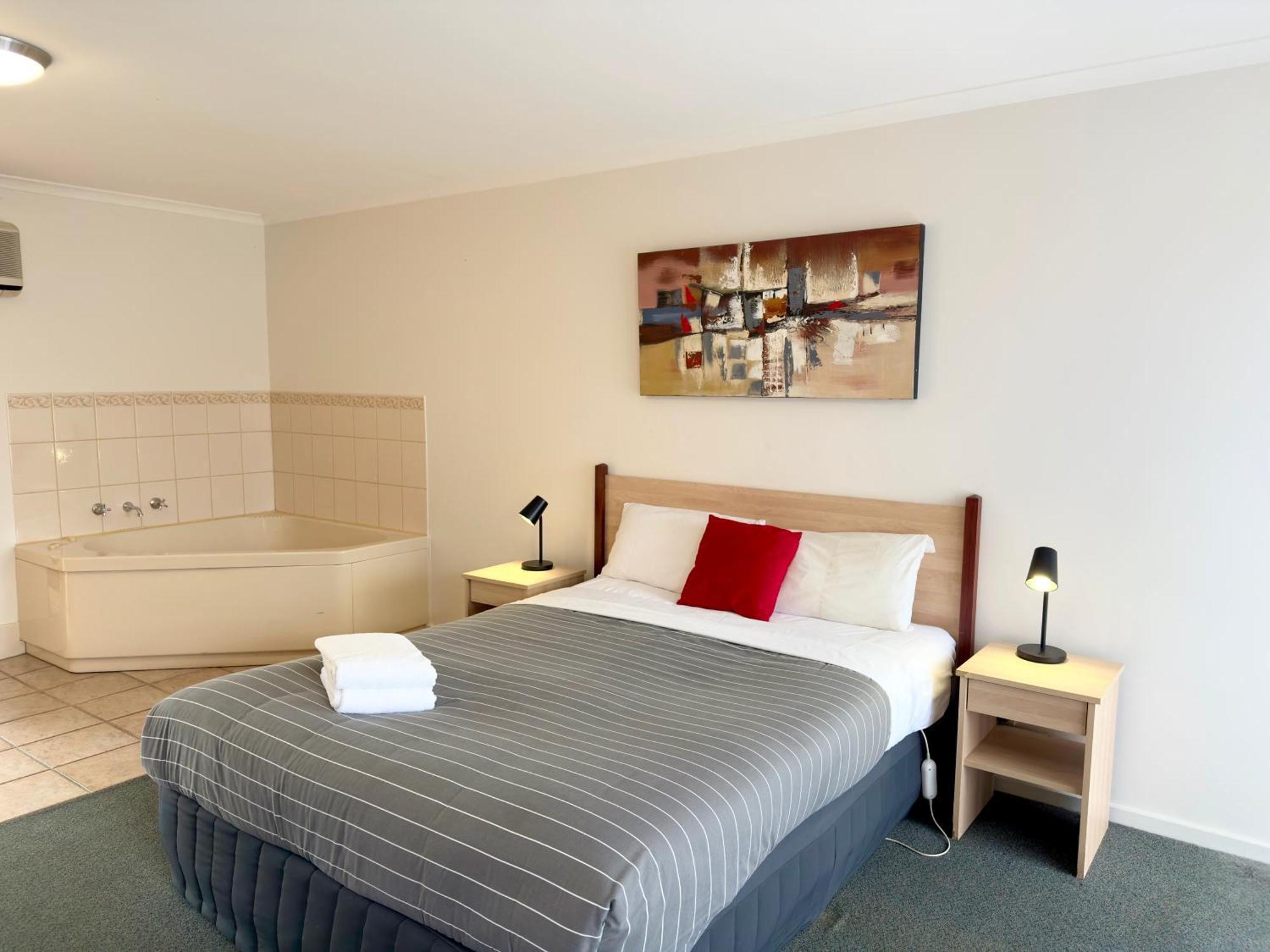 אפולו ביי Beachcomber Motel & Apartments מראה חיצוני תמונה