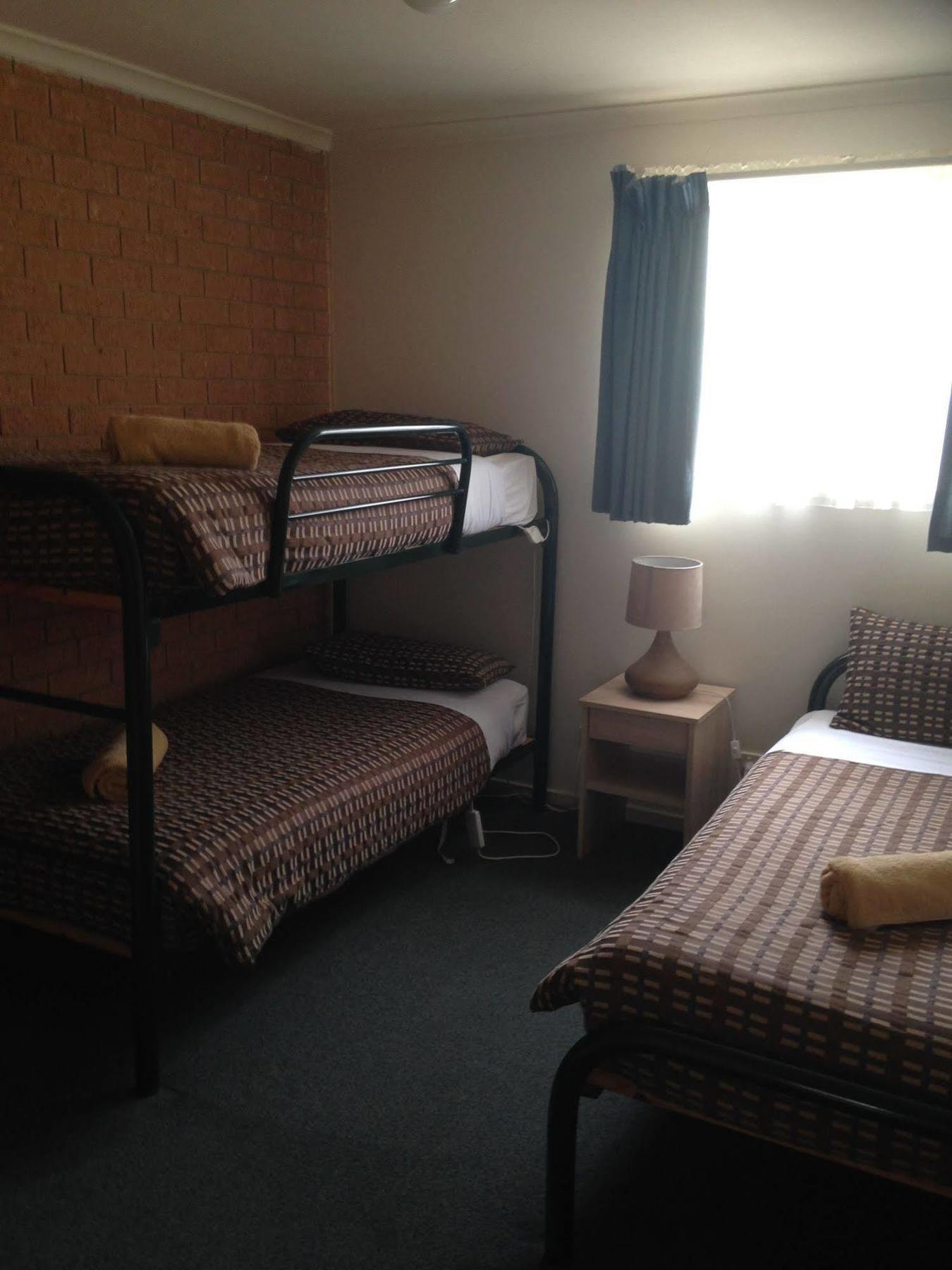 אפולו ביי Beachcomber Motel & Apartments מראה חיצוני תמונה