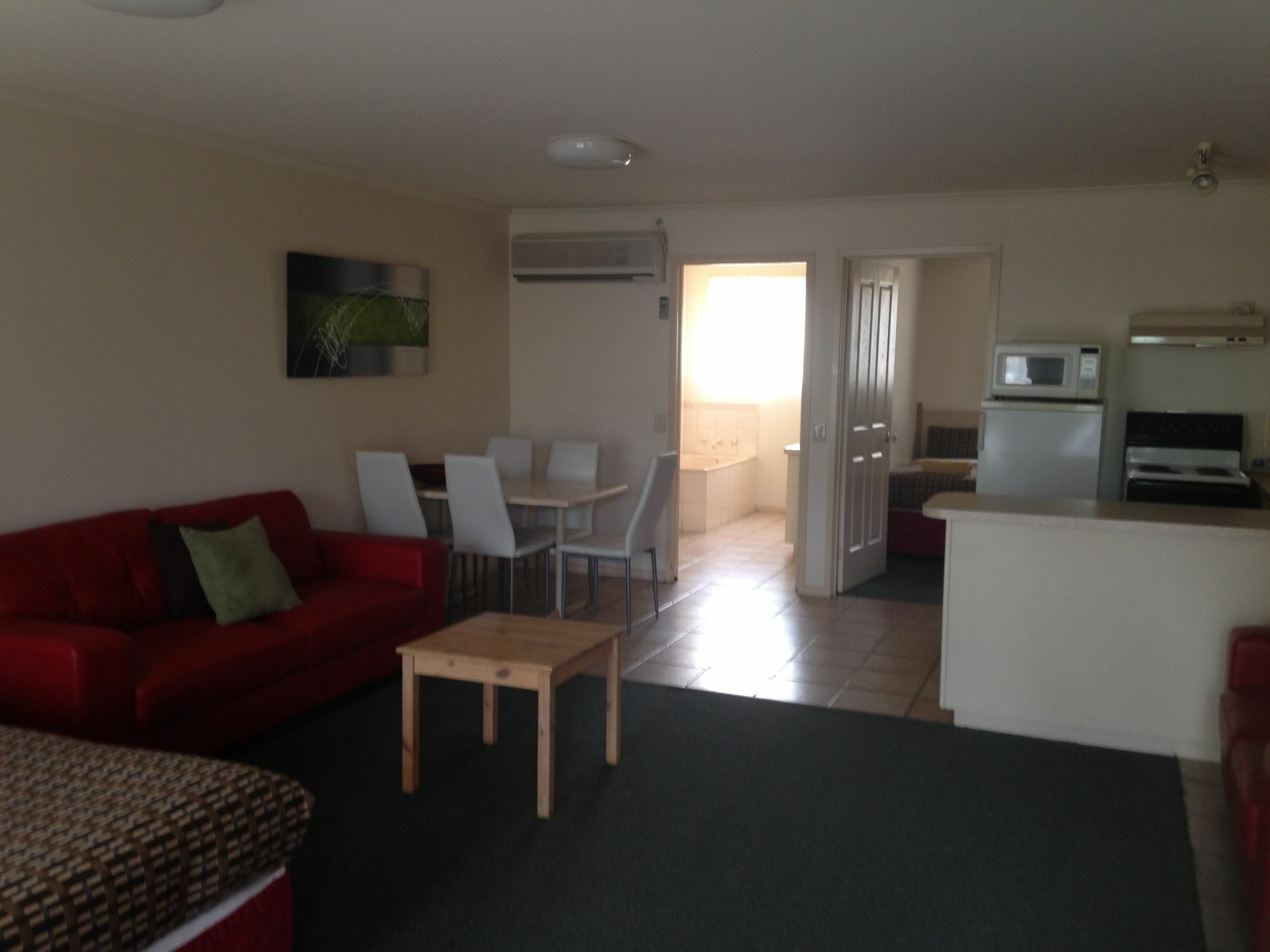 אפולו ביי Beachcomber Motel & Apartments מראה חיצוני תמונה