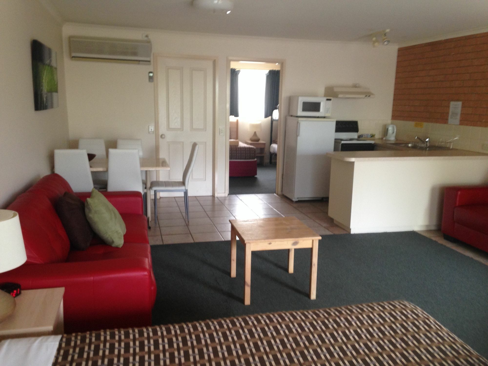 אפולו ביי Beachcomber Motel & Apartments מראה חיצוני תמונה